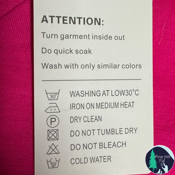 NEW Tendency Dragonfly T-Shirt US Womens XL (tag size Small ) Pink V-neck NWT - Picture 5 of 7